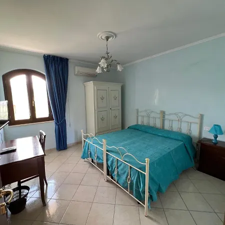 Lia Cilento לינה וארוחת בוקר