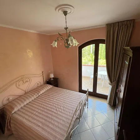 לינה וארוחת בוקר Lia Cilento קאפאצ'יו-פאסטום