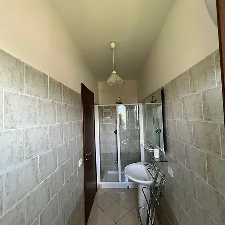 Lia Cilento קאפאצ'יו-פאסטום